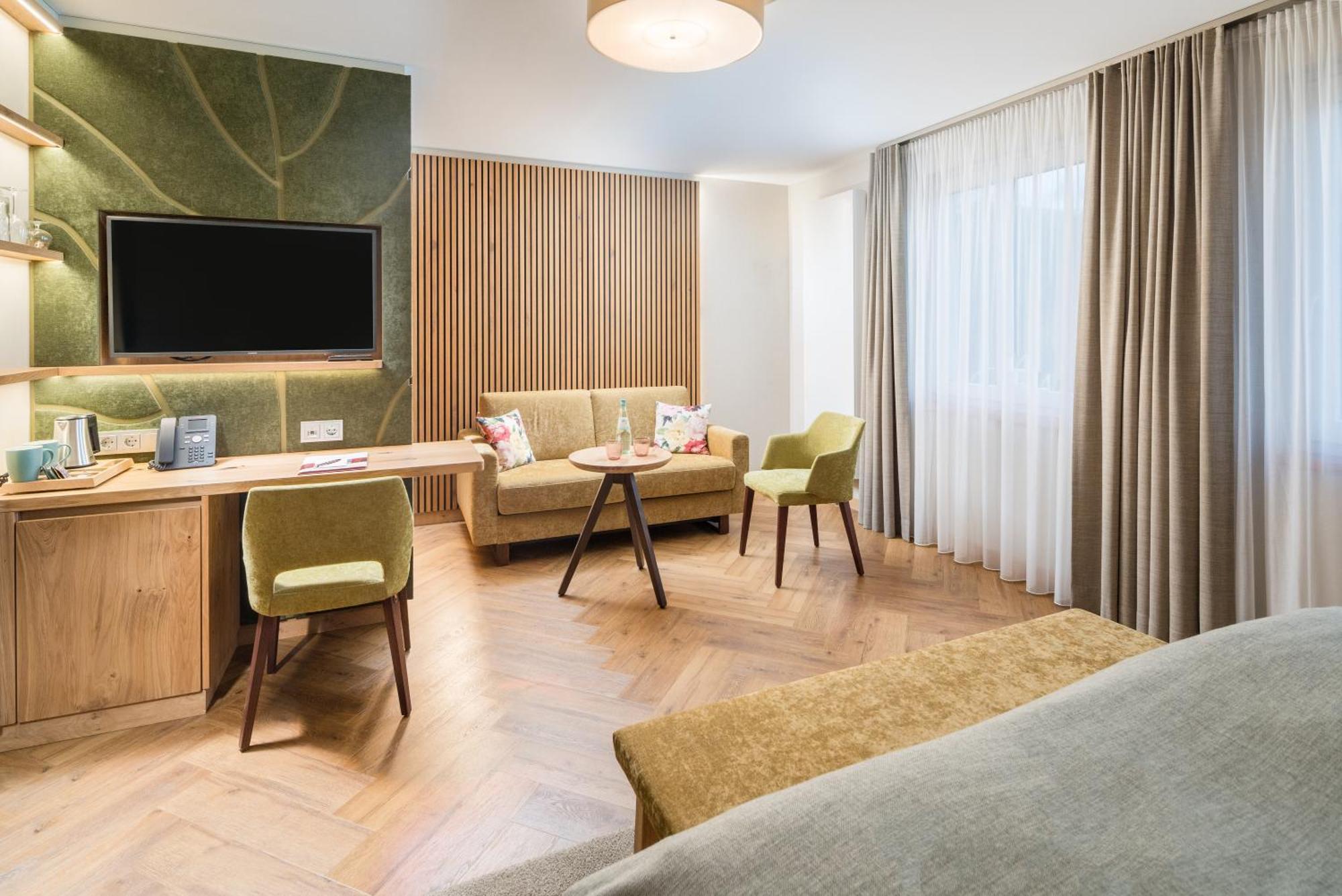 Parkhotel Gueldene Berge Weißenfels Екстериор снимка